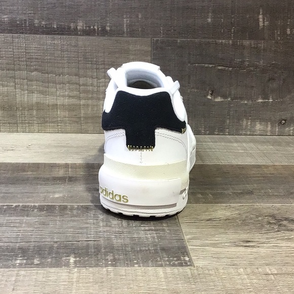 Adidas - Postmove SE GW0346 - Picture 4 of 6